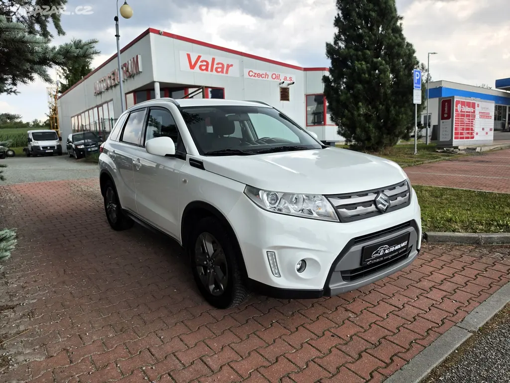 Suzuki Vitara COMFORT 1.6 VVTi 4x4 2015-TAŽNÉ-126